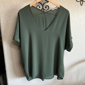EUC Olive green Lush V-neck, dolman sleeve blouse, size L